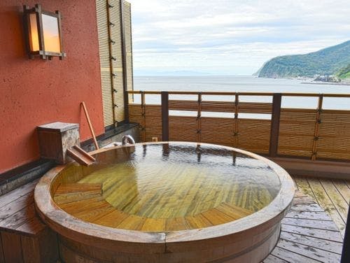 「贅の二間和室Aタイプ」露天風呂例