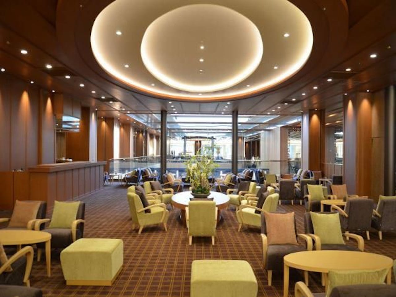 「Natural Basic」をコンセプトに。