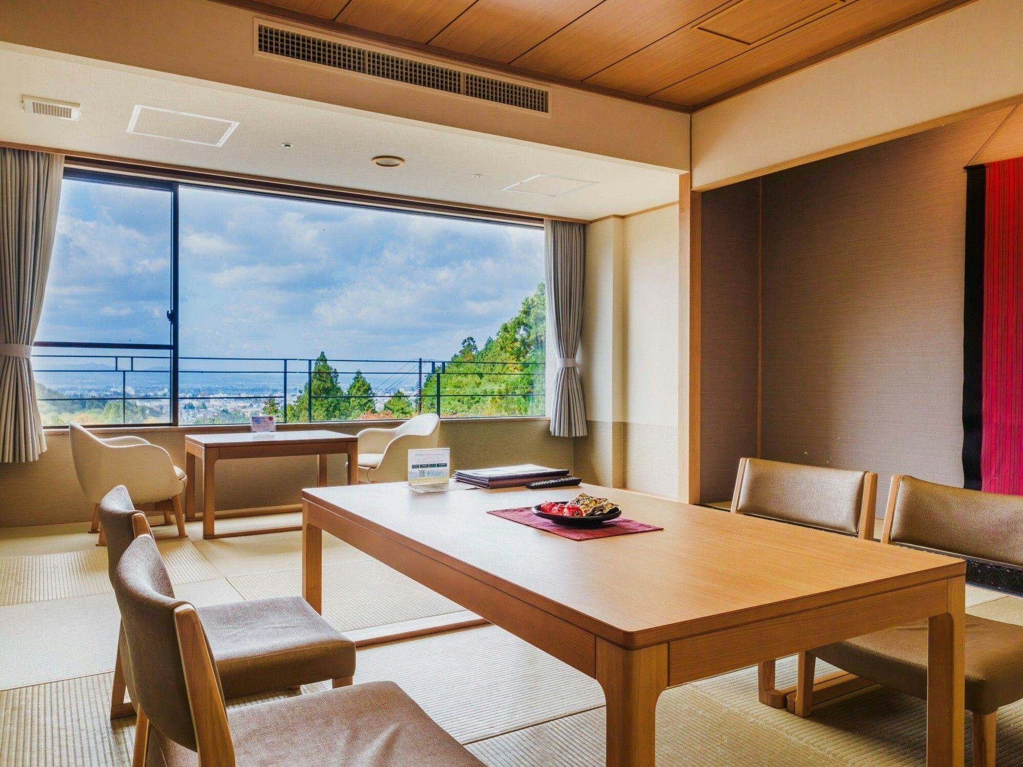 ■스자쿠테이 성하마을 쪽 다다미 객실