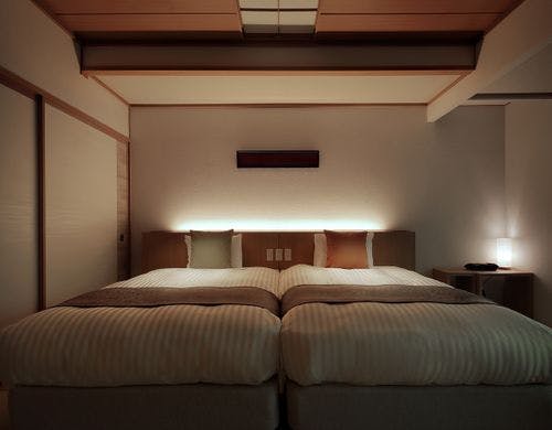 朱雀亭和室モダン（山側）