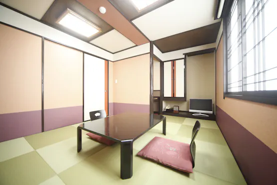 ตัวอย่างห้องพักสไตล์ญี่ปุ่นโมเดิร์น (ไม่มีอ่างอาบน้ำ มีห้องน้ำ)