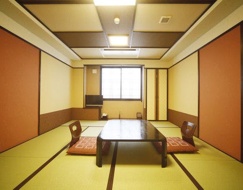 和モダン客室一例（バスなしトイレ付）