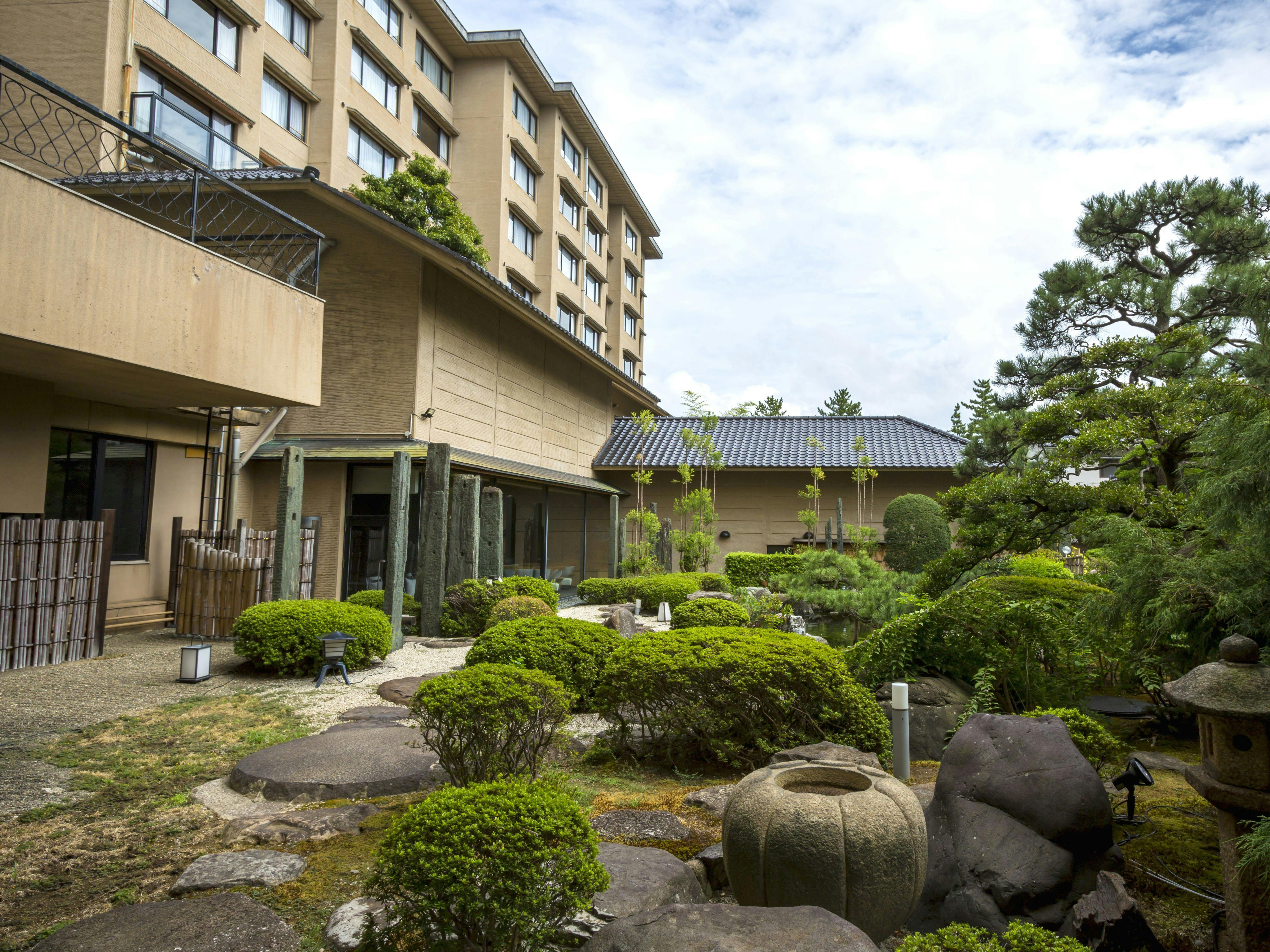 気兼ねなく、心地よく あわら温泉ホテル八木