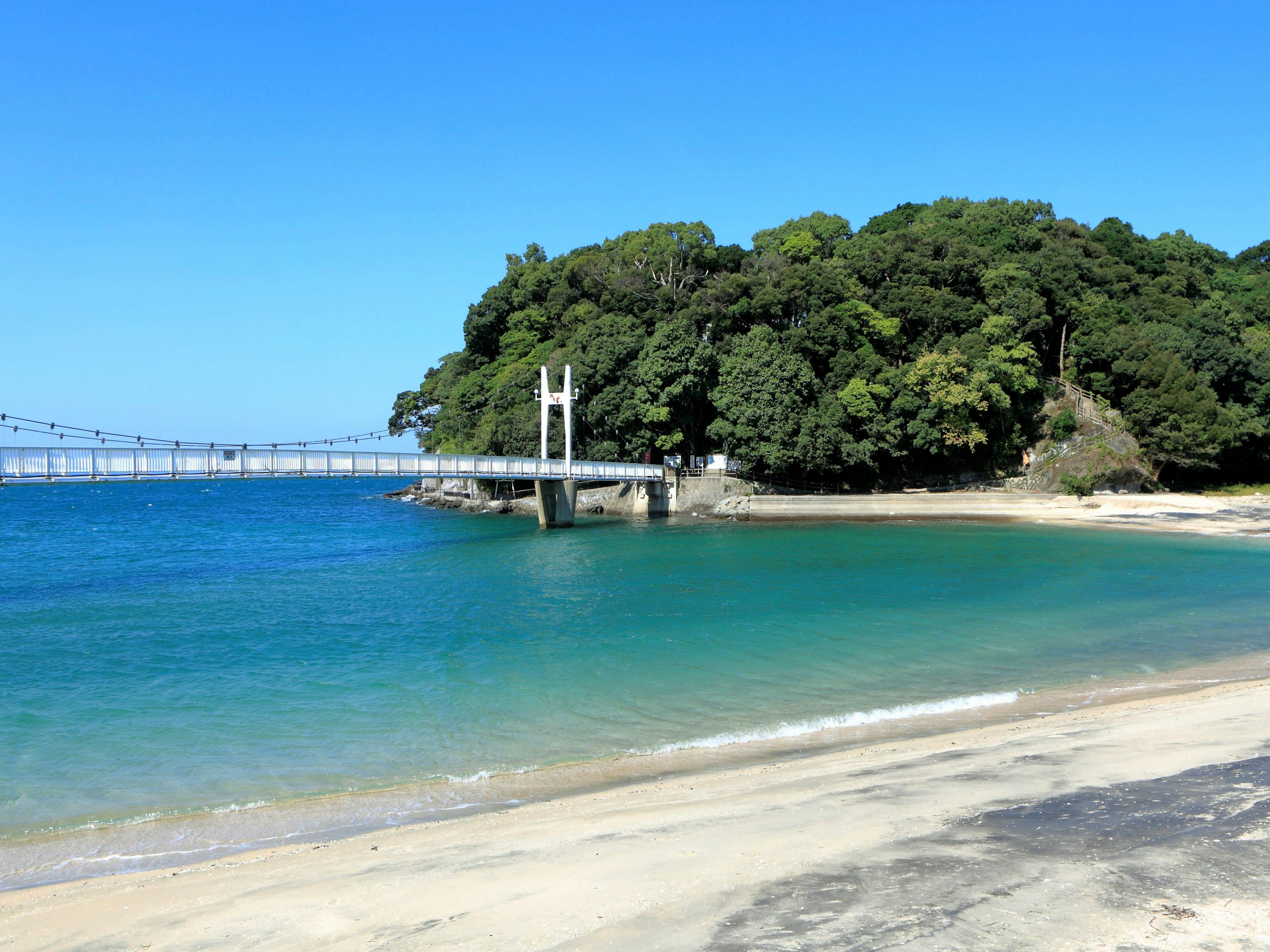 湯の児温泉　海と夕やけ