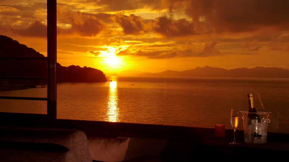 Yunoko Sea and Sunset