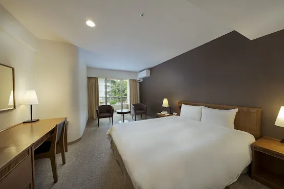 クイーンサイズのベッドを1台ご用意