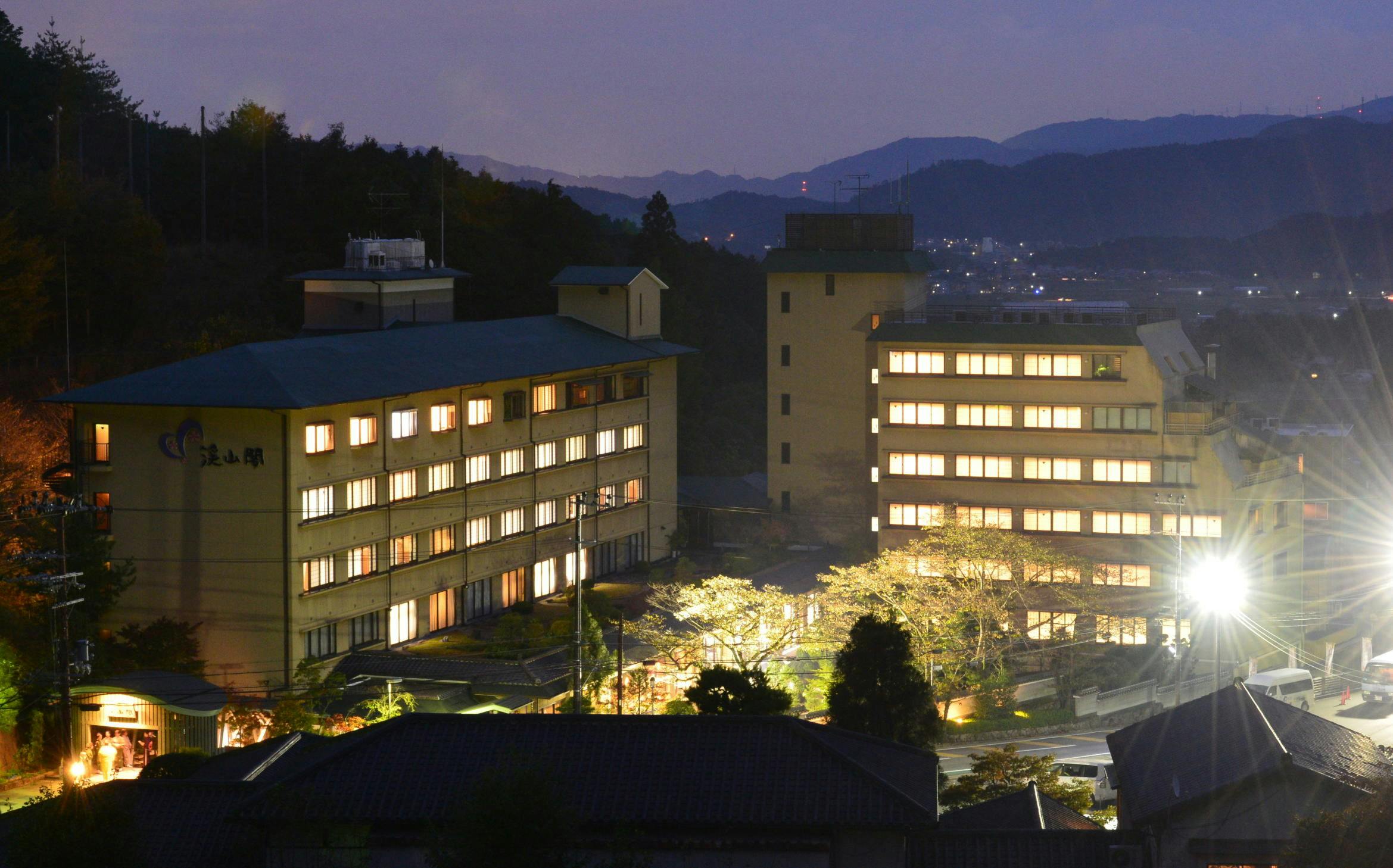 おもてなしの宿 渓山閣