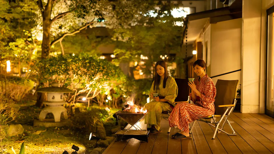 Accommodation Overlooking the Echigo Plain and Yahiko Mountain Range - Hoho -