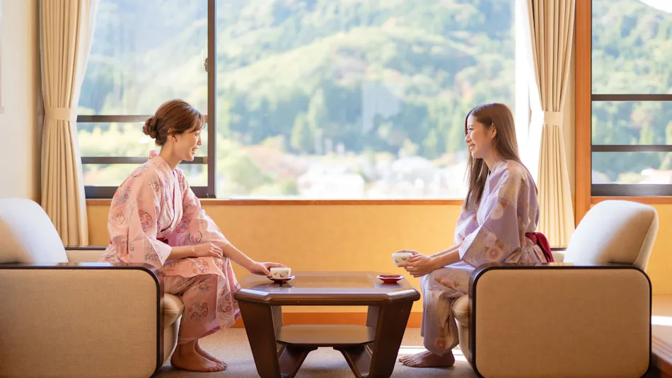 Accommodation Overlooking the Echigo Plain and Yahiko Mountain Range - Hoho -
