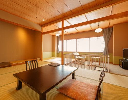 ペットルーム　和室禁煙10＋4.5畳＋広縁