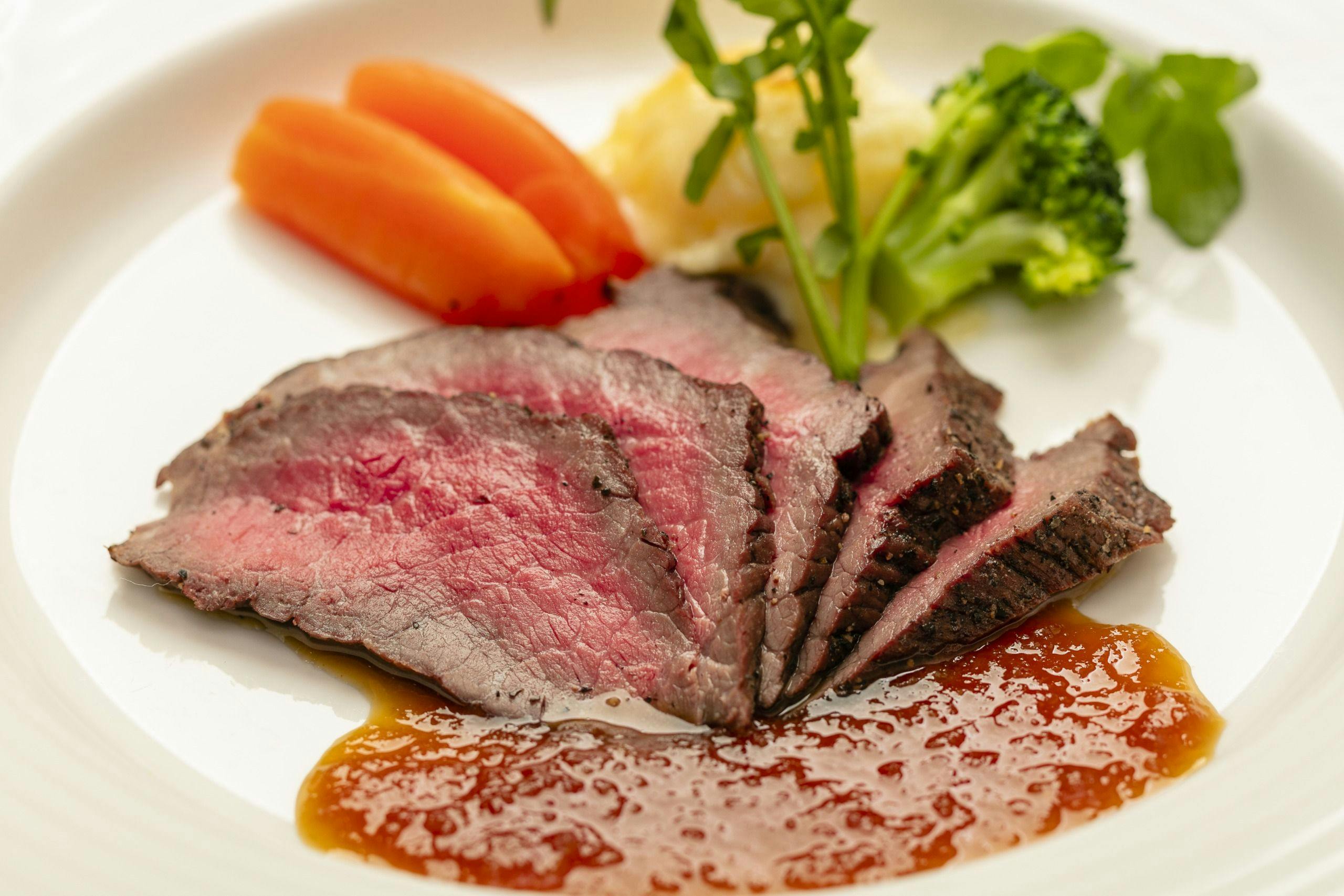 <อาหารเย็น> เนื้อย่างอาคางิ