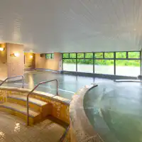 น้ำพุร้อนห้องอาบน้ำขนาดใหญ่