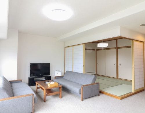 【和室ラージルーム6名定員（一例）】