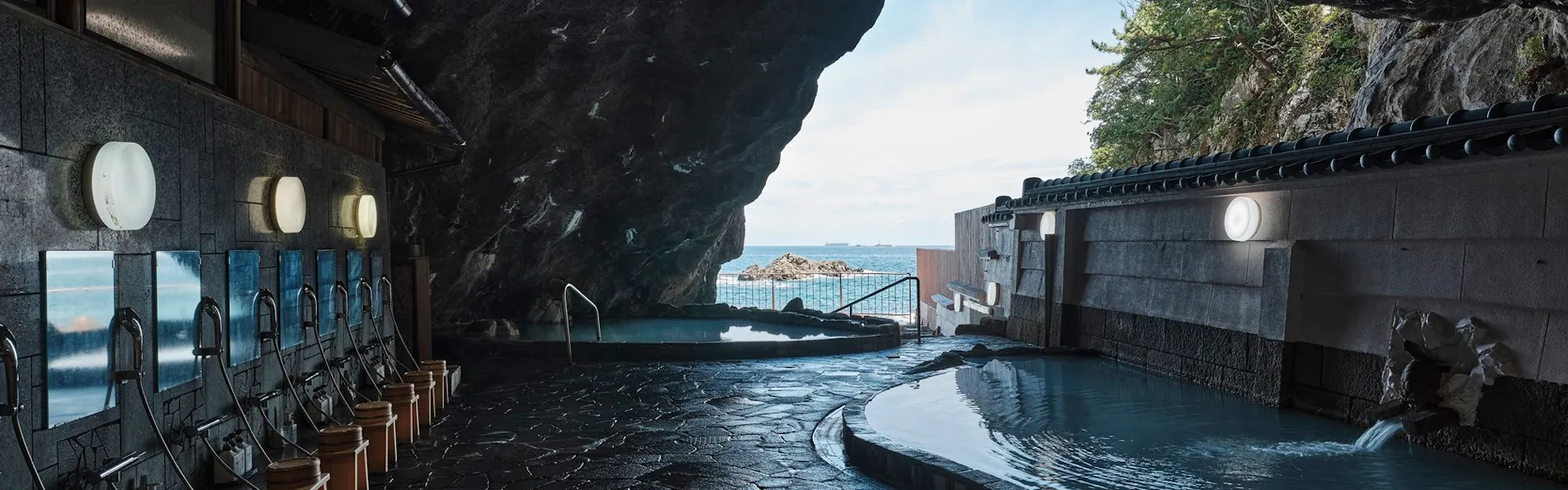 ホテル浦島