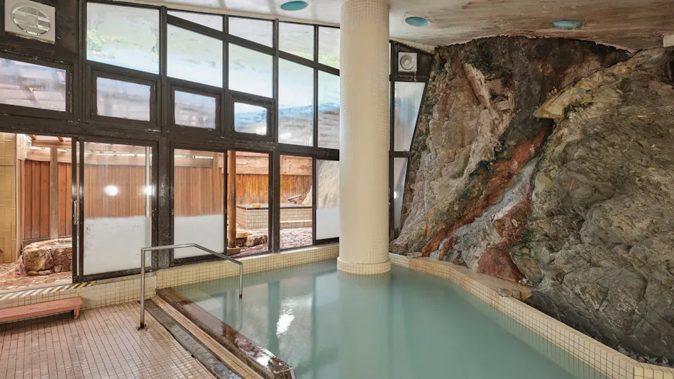 Hotel Urashima