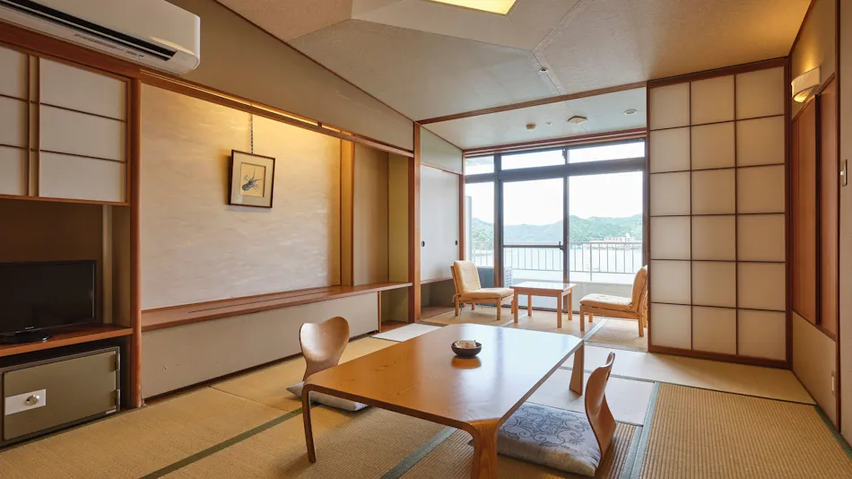 Hotel Urashima