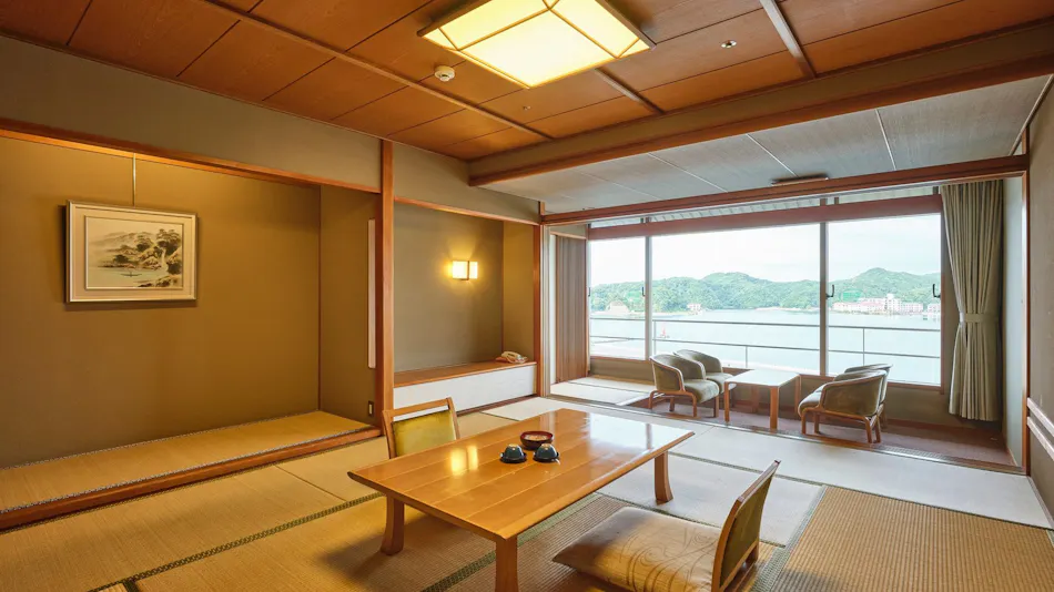 Hotel Urashima