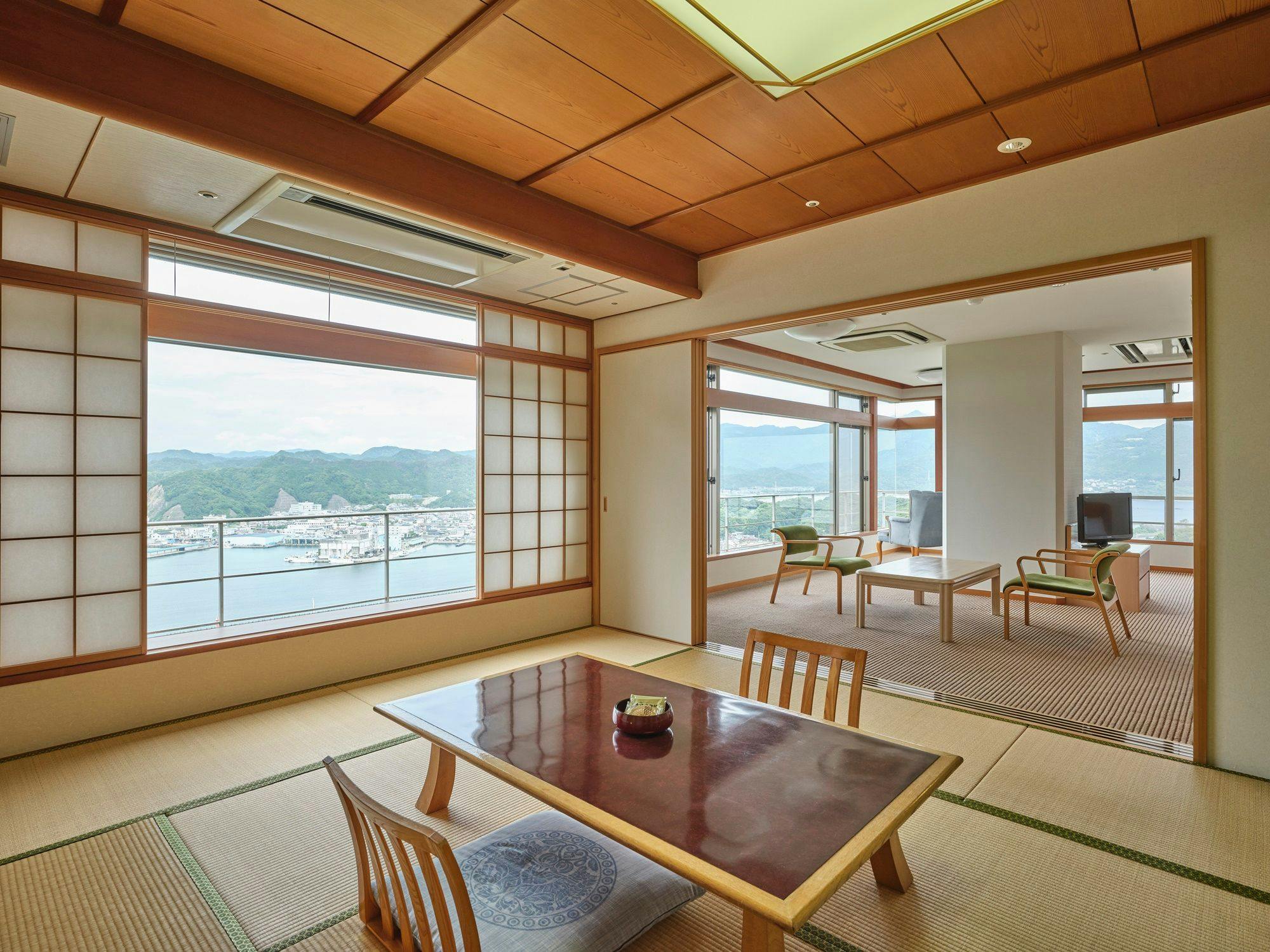 ホテル浦島