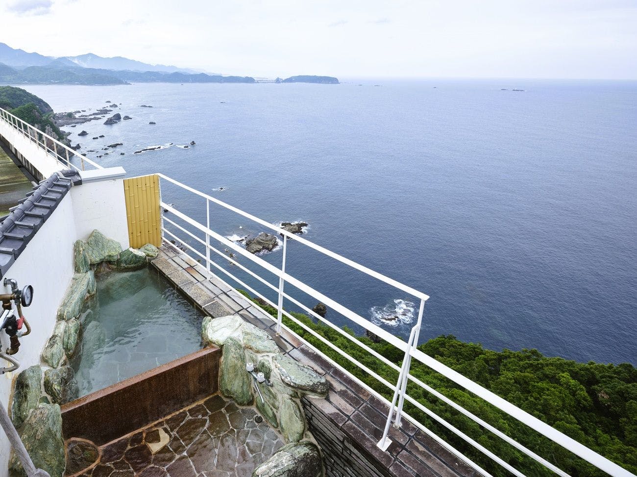 ホテル浦島