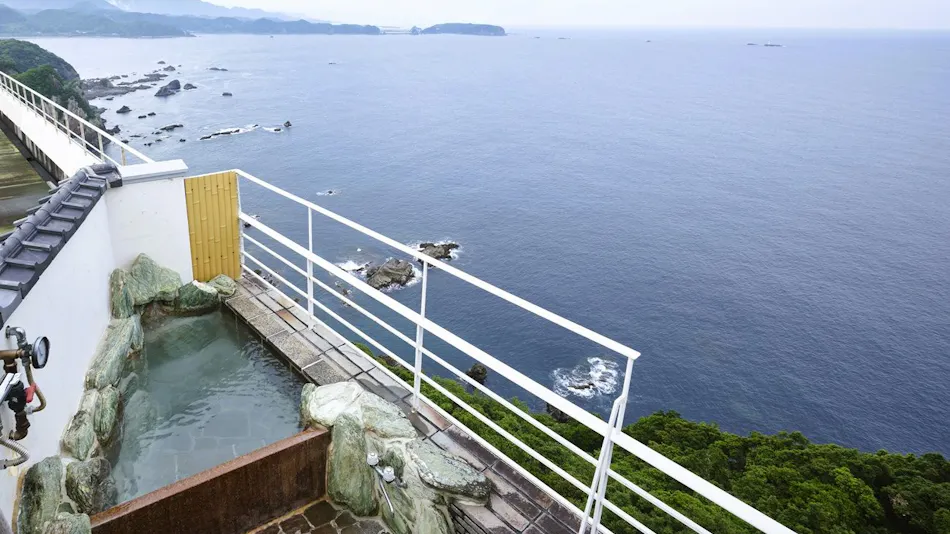 Hotel Urashima