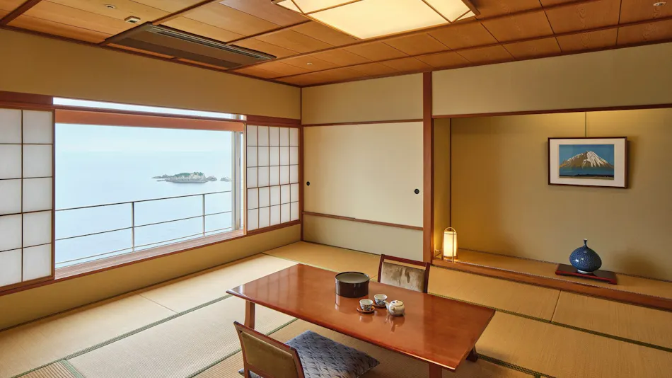 Hotel Urashima