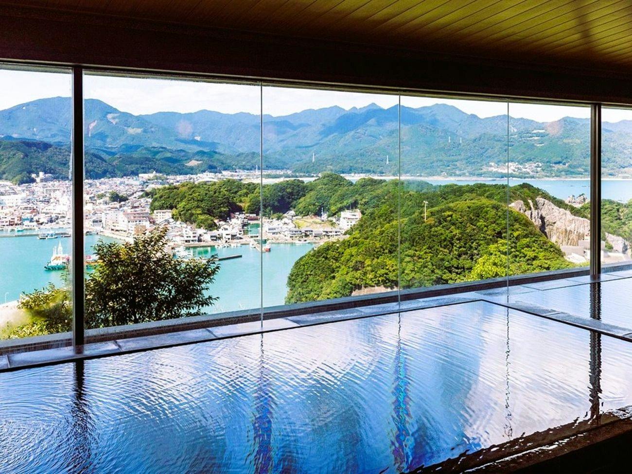 ホテル浦島