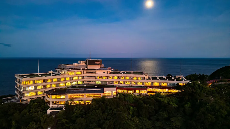 Hotel Urashima
