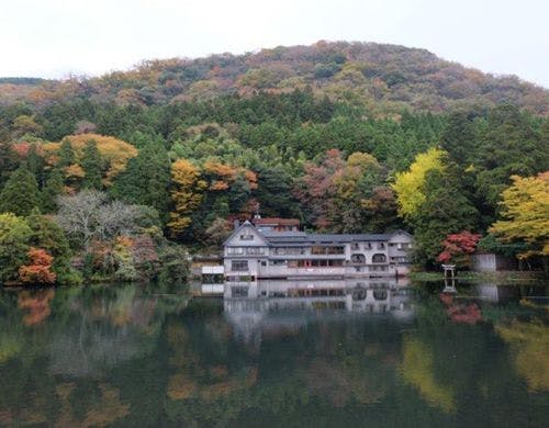 秋の湯布院