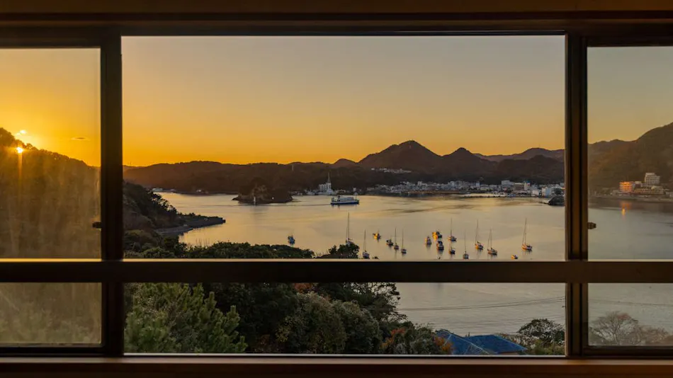 Hotel Yamadaya: A Spectacular Inn Overlooking Shimoda Port