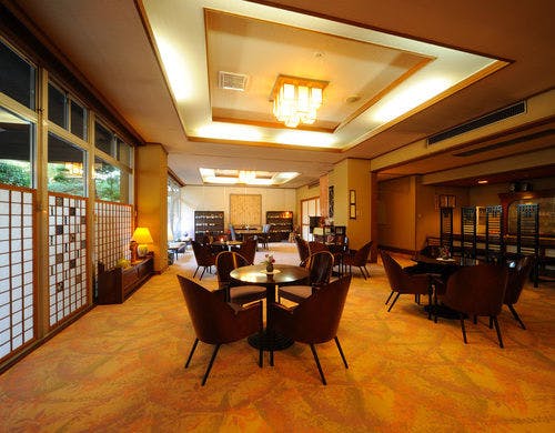 ชั้น 1 เลานจ์ คุเรไน