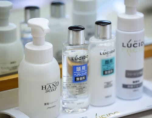 สิ่งอำนวยความสะดวกสำหรับผู้ชาย