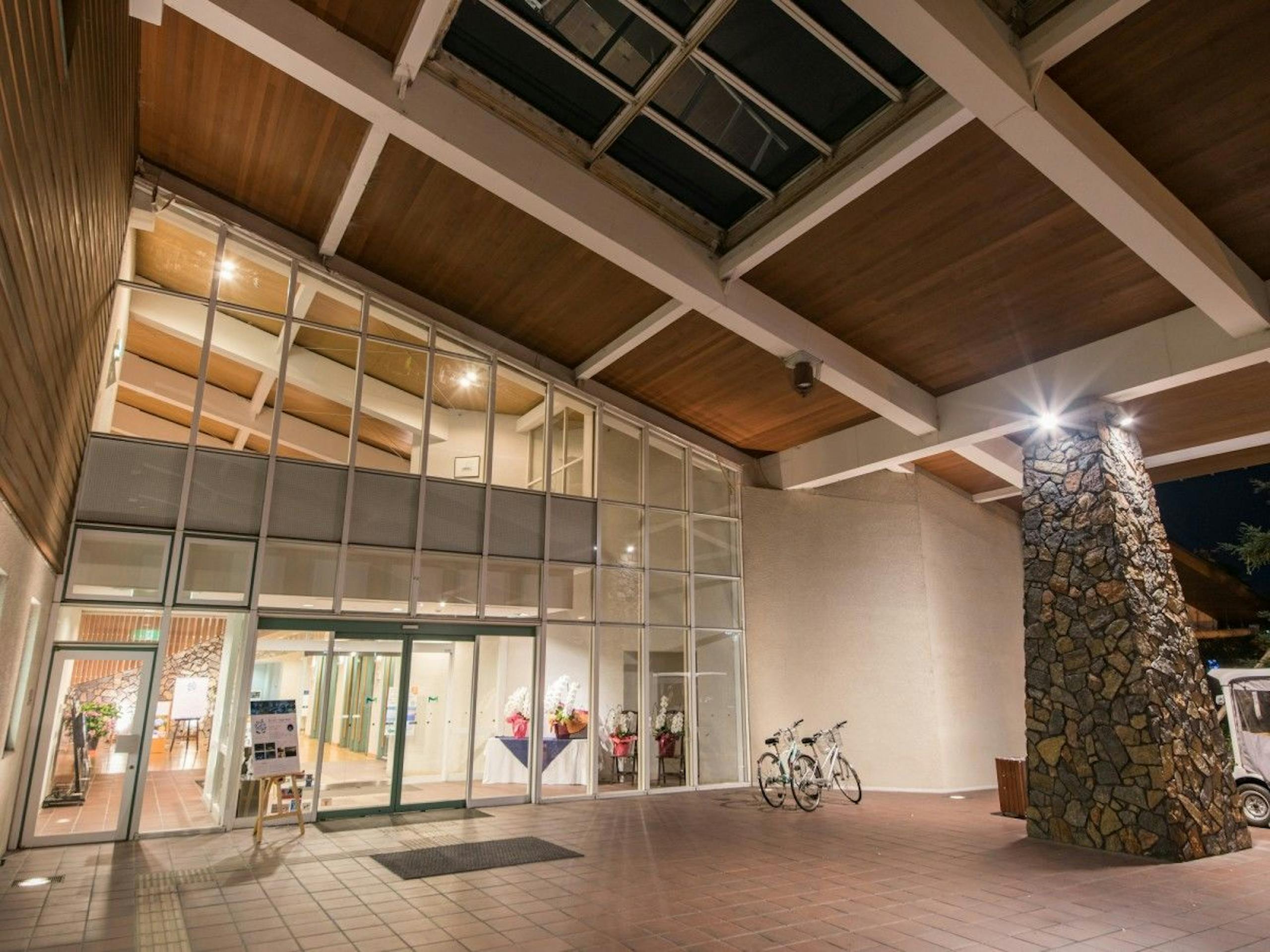 【大阪リゾート ホテル・ロッジ舞洲】外観