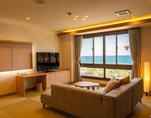 半露天風呂付き客室のお風呂　５階