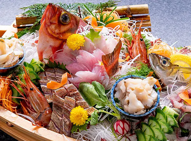 地物旬魚の豪華舟盛