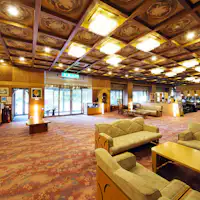 【ロビー】琴の音が静かに流れるロビー♪