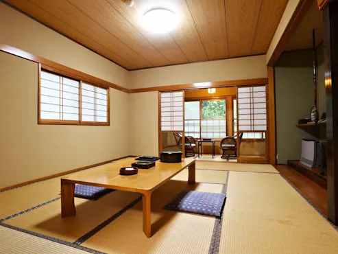 本館またはあすなろ館 ※あすなろ館の一例