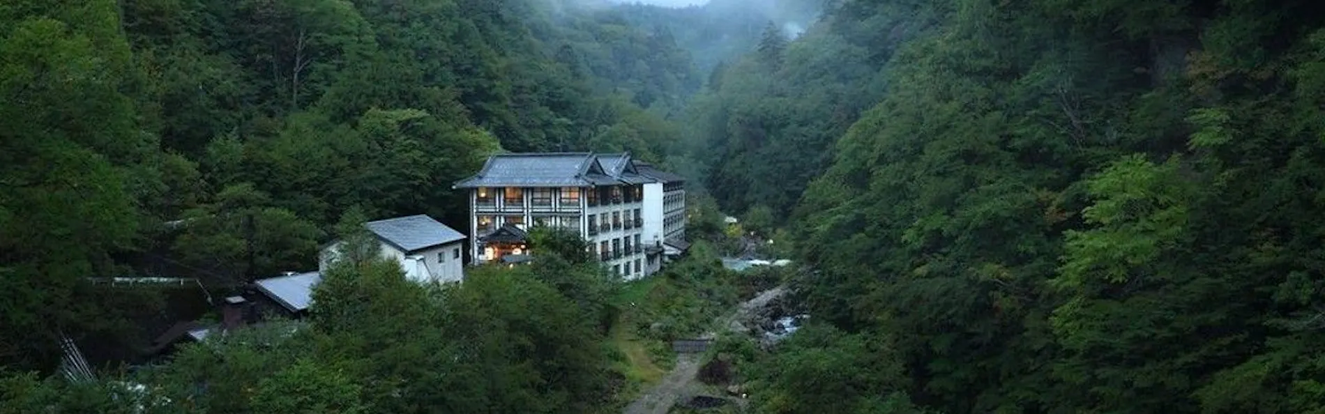 奥鬼怒温泉 加仁湯(かにゆ)