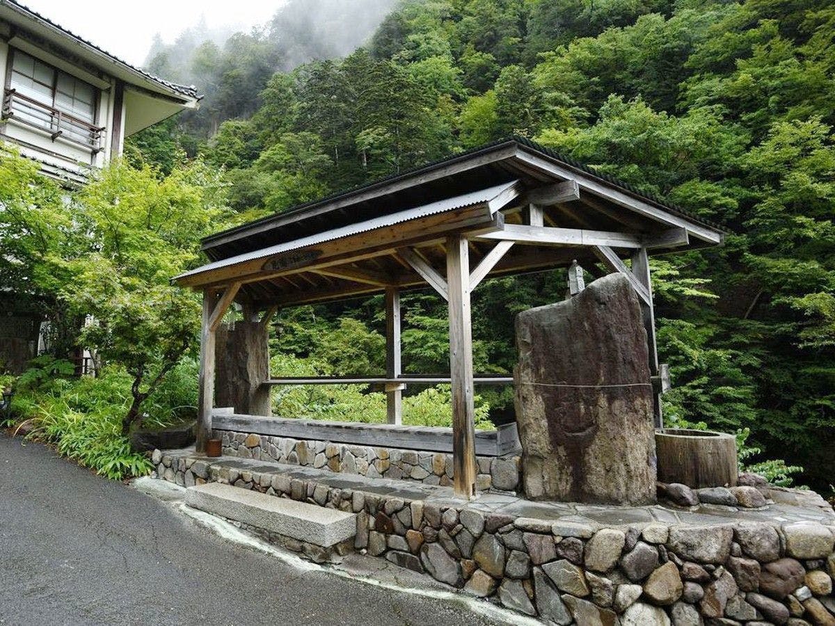 奥鬼怒温泉　加仁湯（かにゆ）