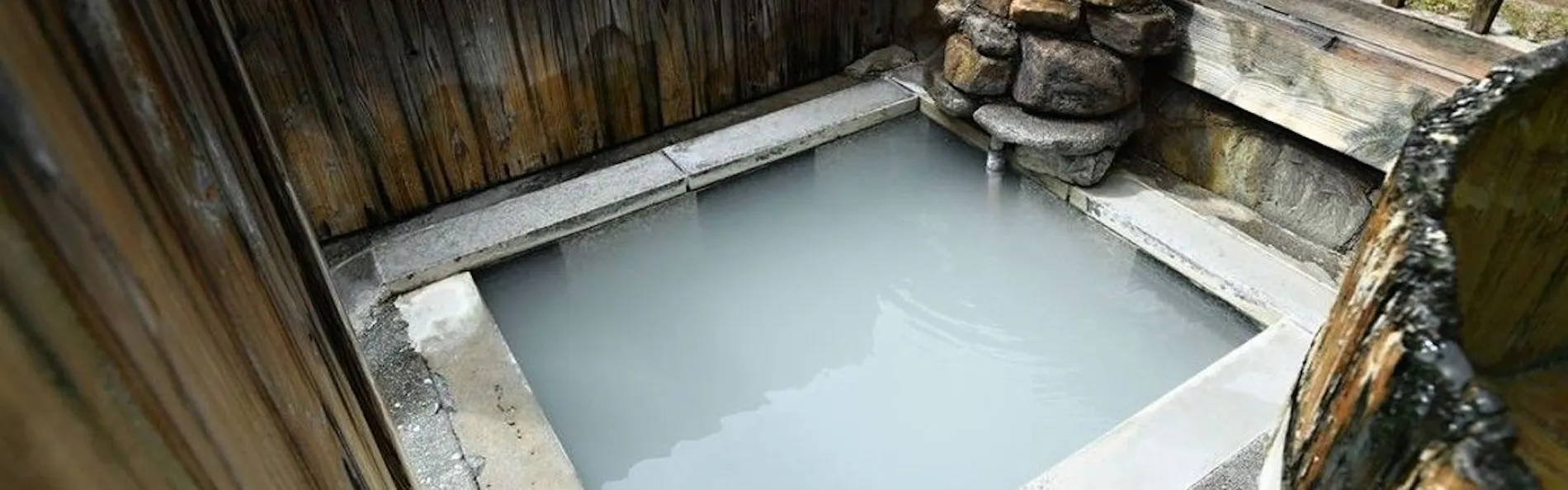 奥鬼怒温泉 加仁湯(かにゆ)