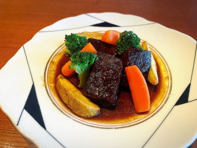 富嶽はなぶさ
