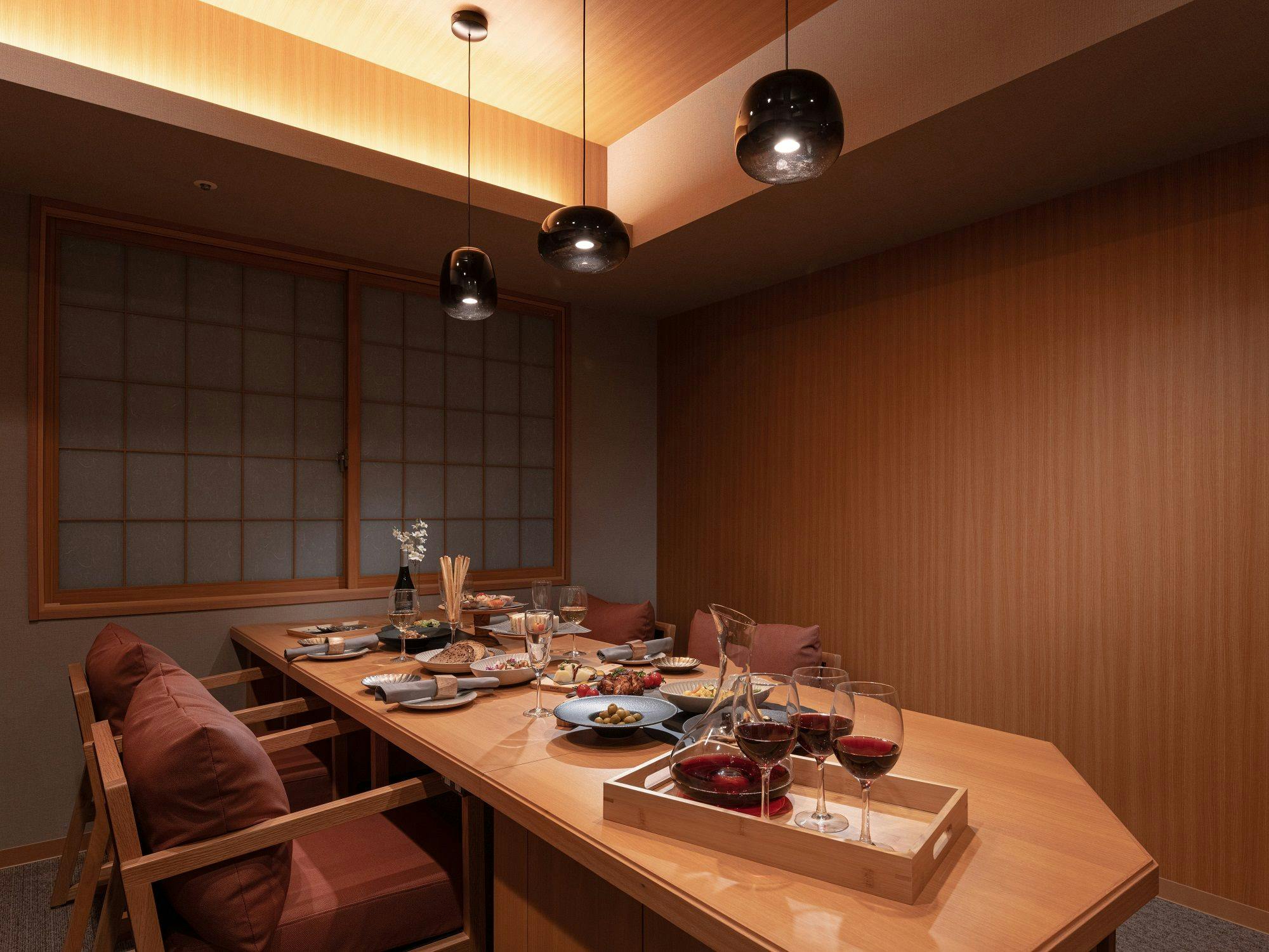 Another dining area or meal service at MIMARU SUITES Tokyo Asakusa