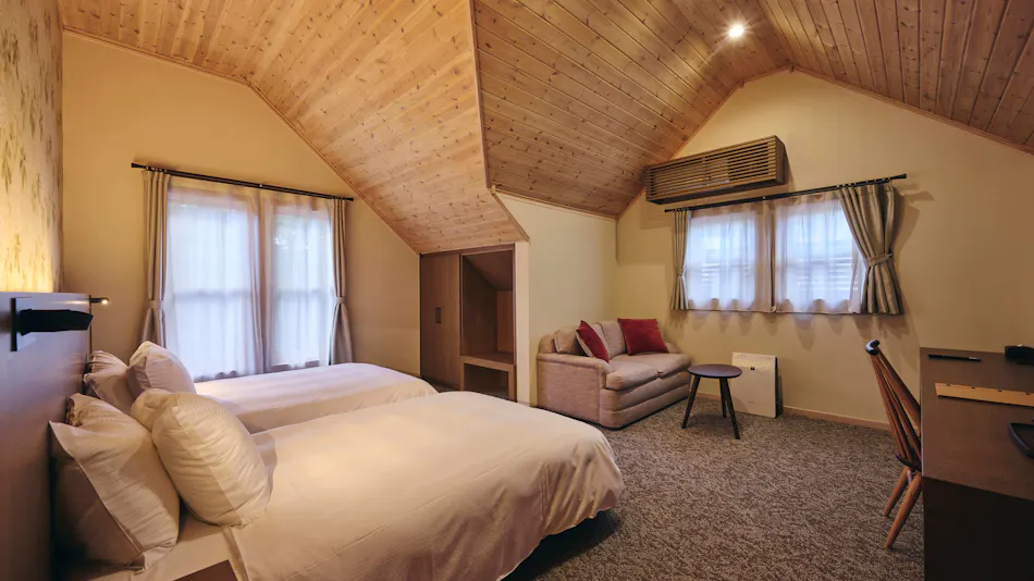 CEDAR LODGE