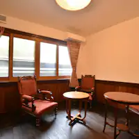 เลานจ์ในอาคารหลักฝั่งเหนือ