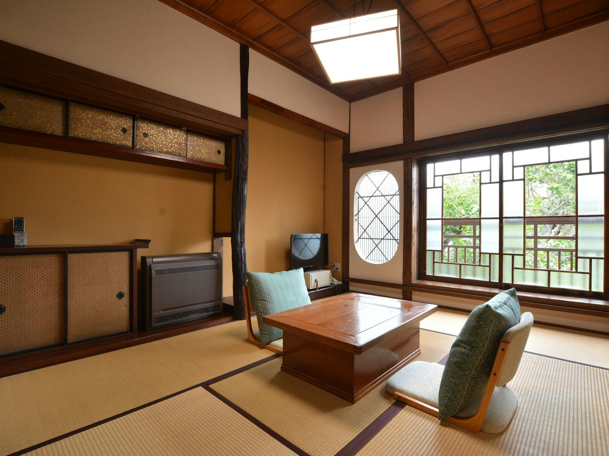 国登録有形文化財の宿 人吉温泉 芳野旅館