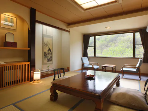 Kamar bergaya Jepang 8 tatami