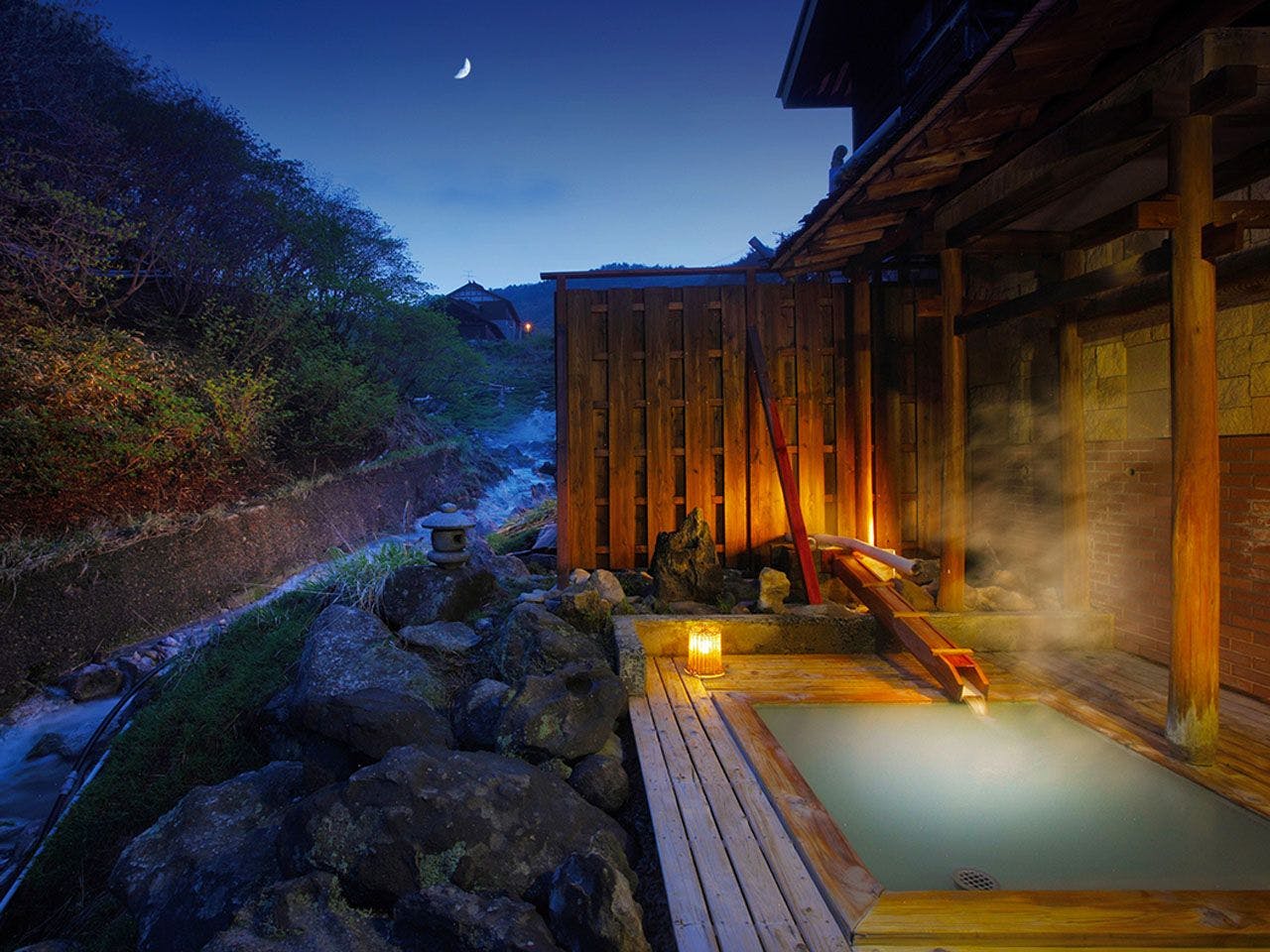 高湯温泉 旅館ひげの家