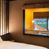 205号室 半露天風呂付客室