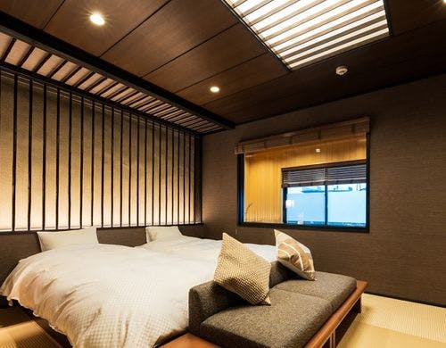 205号室　半露天風呂付客室