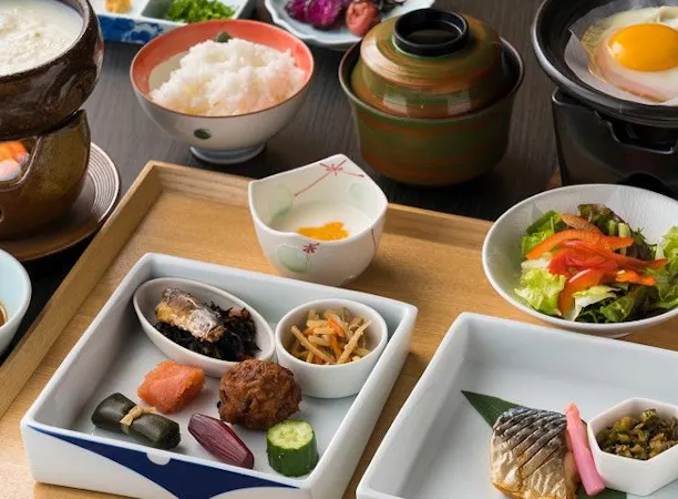 朝食