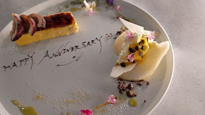 ฉลองวันครบรอบกับคนสำคัญของคุณ